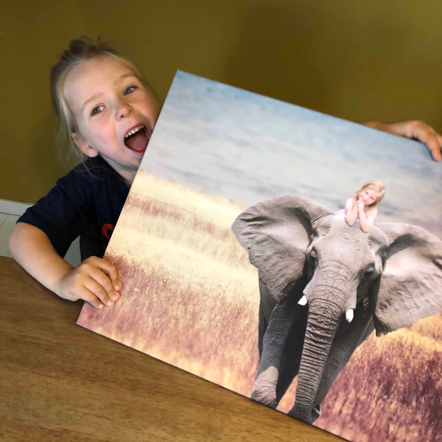Op de olifant - Unieke Foto